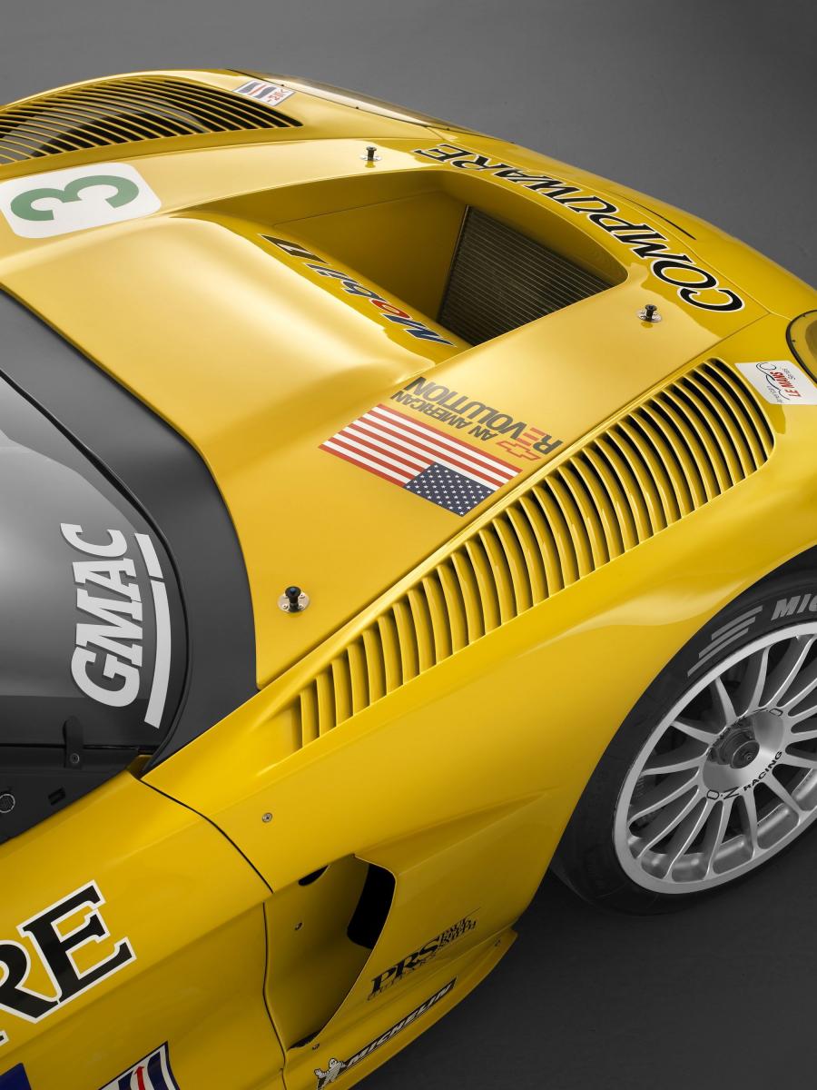  Chevrolet Corvette R 2005 года  (фото 9 из 25)